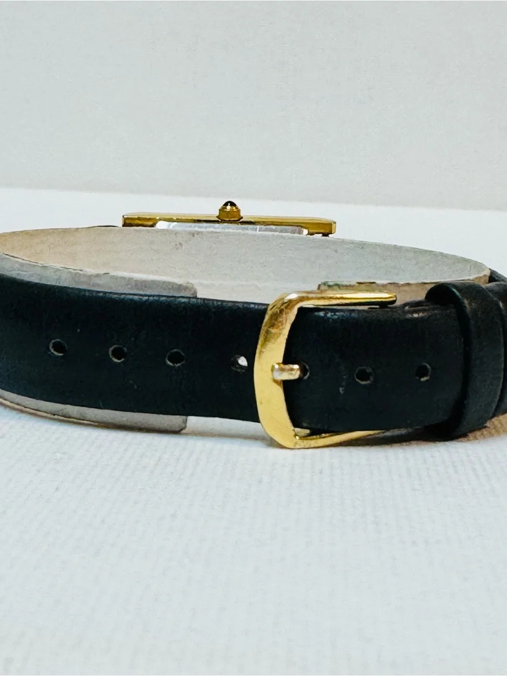 Vintage Citizen Strada Beveled Crystal Women's Gold Black Tank Watch 3220-S25732